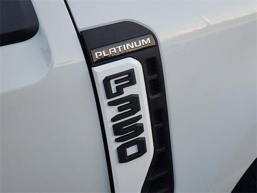 2025 Ford F-350 Platinum