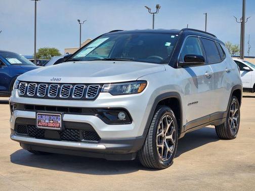 Silver Zynith 2025 Jeep Compass Limited