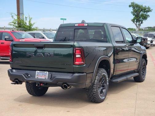 Serrano Red 2026 RAM 1500 Rebel