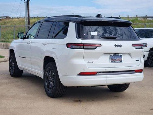 Bright White Clearcoat 2026 Jeep Grand Cherokee L Summit