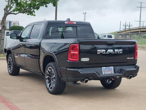 Diamond Black 2026 RAM 1500 Limited