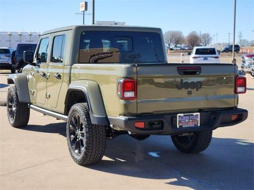 2025 Jeep Gladiator Sport