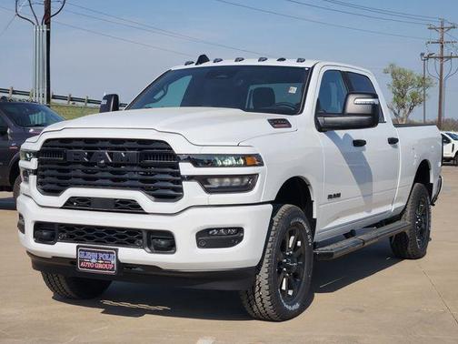 Bright White Clearcoat 2026 RAM 2500 Big Horn