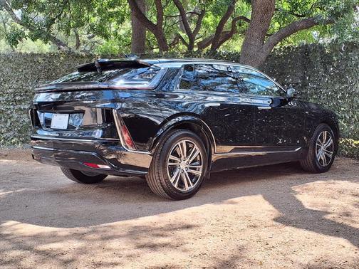 2024 Cadillac LYRIQ Luxury