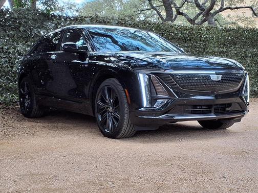 2024 Cadillac LYRIQ Sport