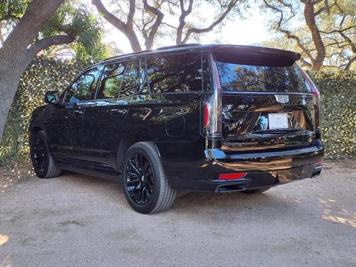 2023 Cadillac Escalade Sport Platinum