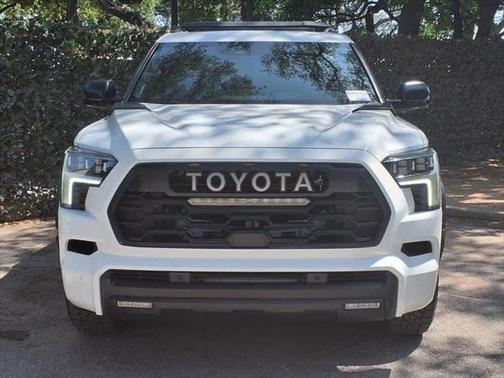 2025 Toyota Sequoia Base