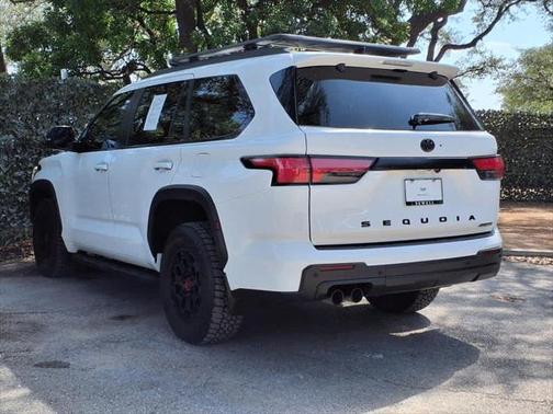 2025 Toyota Sequoia Base