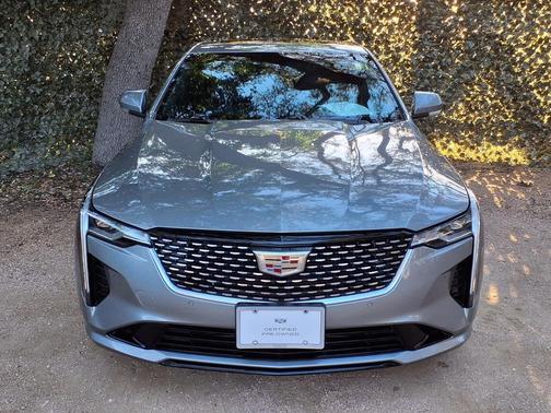 2023 Cadillac CT4 Premium Luxury