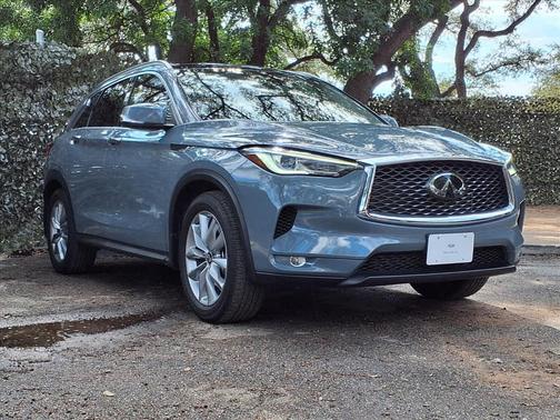 2022 INFINITI QX50 LUXE