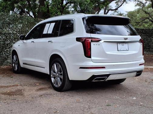 2023 Cadillac XT6 Premium Luxury FWD