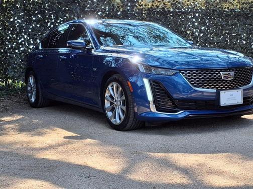2022 Cadillac CT5 Premium Luxury