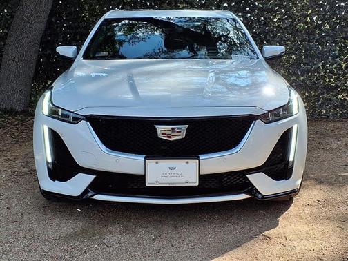 2022 Cadillac CT5 Sport
