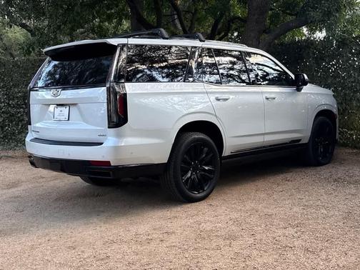 2022 Cadillac Escalade Sport Platinum