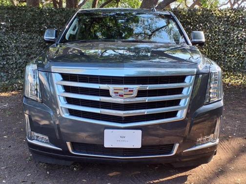2020 Cadillac Escalade ESV Luxury