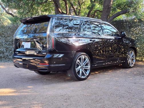 2025 Cadillac Escalade Sport Platinum