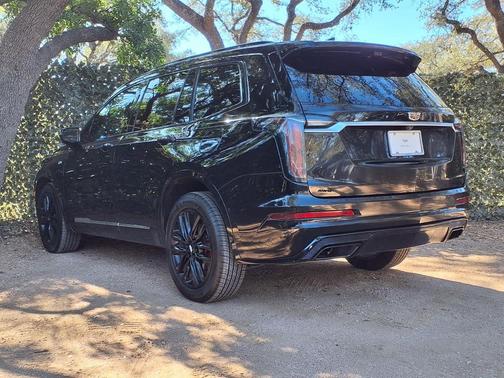 2022 Cadillac XT6 Sport AWD