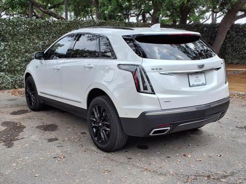 2022 Cadillac XT5 Sport