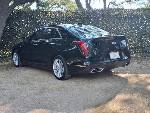 2024 Cadillac CT4 Luxury
