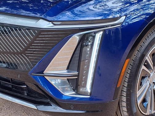 2024 Cadillac LYRIQ Luxury