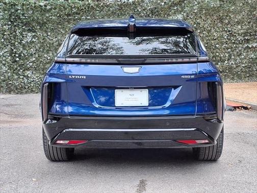 2024 Cadillac LYRIQ Sport w/1SJ