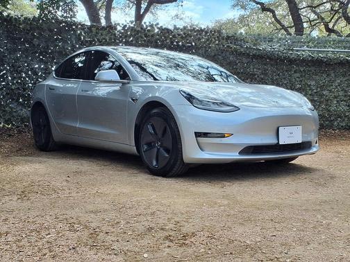 Silver Metallic 2018 Tesla Model 3 Long Range