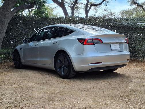 Silver Metallic 2018 Tesla Model 3 Long Range