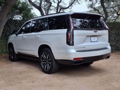 2021 Cadillac Escalade Sport