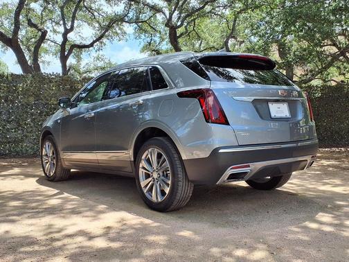 Argent Silver Metallic 2025 Cadillac XT5 Premium Luxury