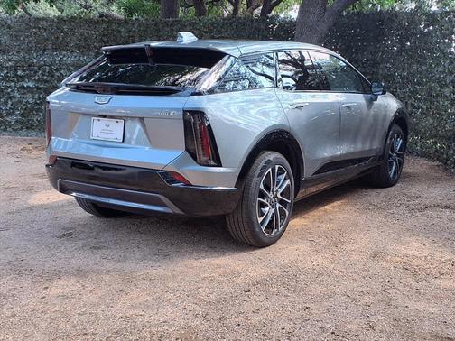 2025 Cadillac OPTIQ Sport