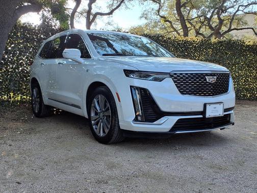 2023 Cadillac XT6 Premium Luxury FWD