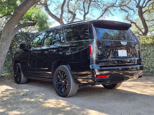 2024 Cadillac Escalade Sport