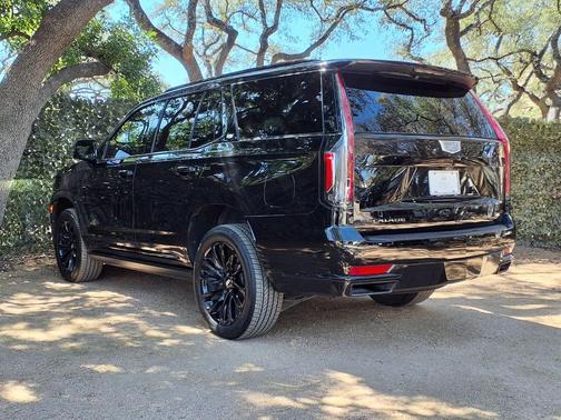 2024 Cadillac Escalade Sport