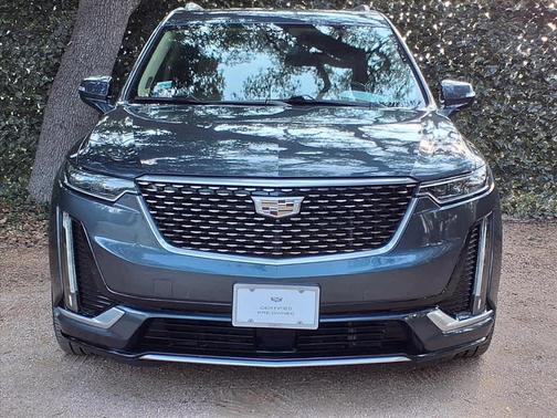 2020 Cadillac XT6 Premium Luxury FWD