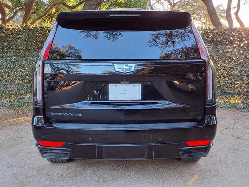 2023 Cadillac Escalade ESV Sport Platinum