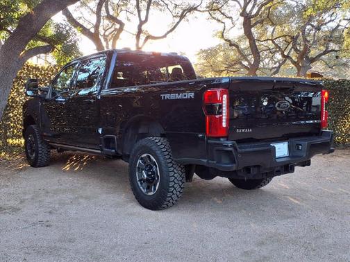 2024 Ford F-350 Lariat