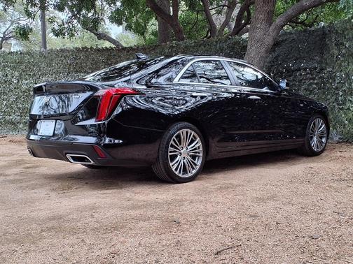 2023 Cadillac CT4 Premium Luxury
