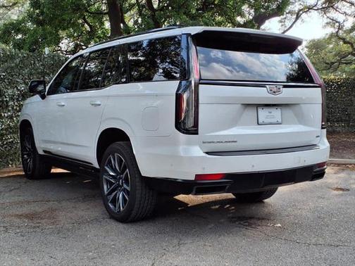 2022 Cadillac Escalade Sport Platinum