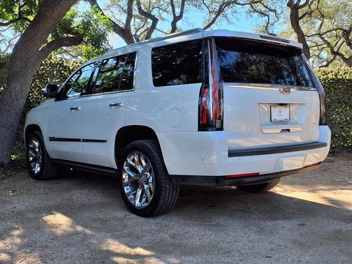 2018 Cadillac Escalade Premium Luxury