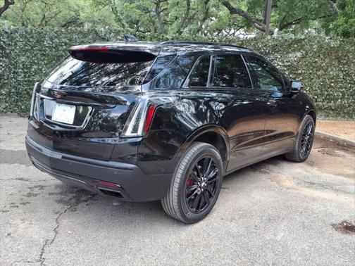 2022 Cadillac XT5 Sport