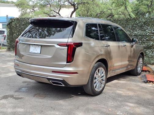 2023 Cadillac XT6 Premium Luxury FWD