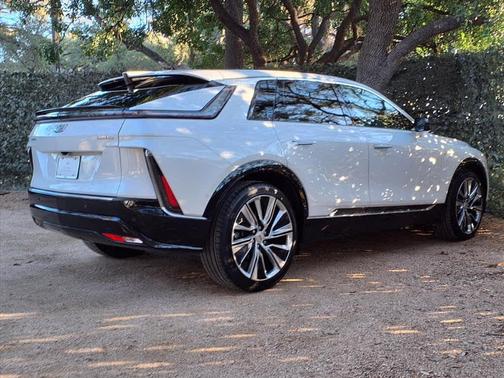 2024 Cadillac LYRIQ Luxury