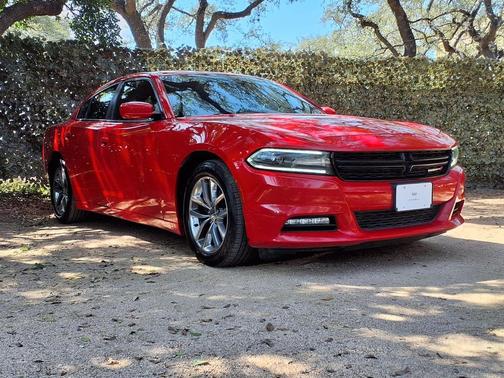 2016 Dodge Charger SXT