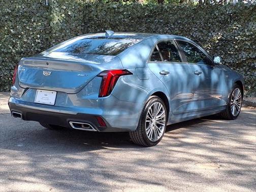 2024 Cadillac CT4 Premium Luxury