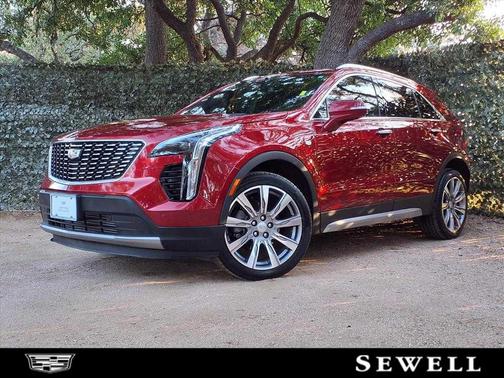 2023 Cadillac XT4 Premium Luxury