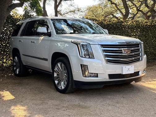 2020 Cadillac Escalade Platinum