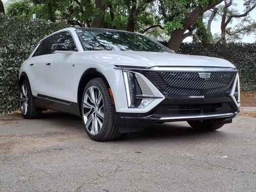 2025 Cadillac LYRIQ Luxury w/1SE