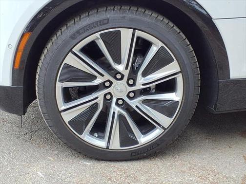 2025 Cadillac LYRIQ Luxury w/1SE