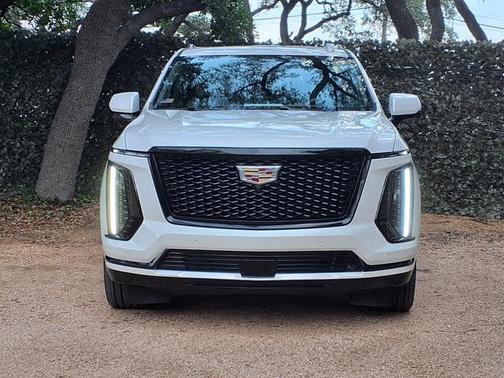 2025 Cadillac Escalade Sport Platinum