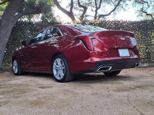 2023 Cadillac CT4 Luxury